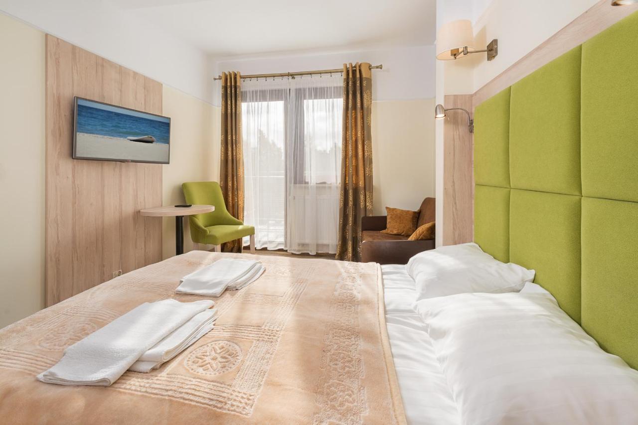Hotel Willa Zlota Karwia Exterior foto