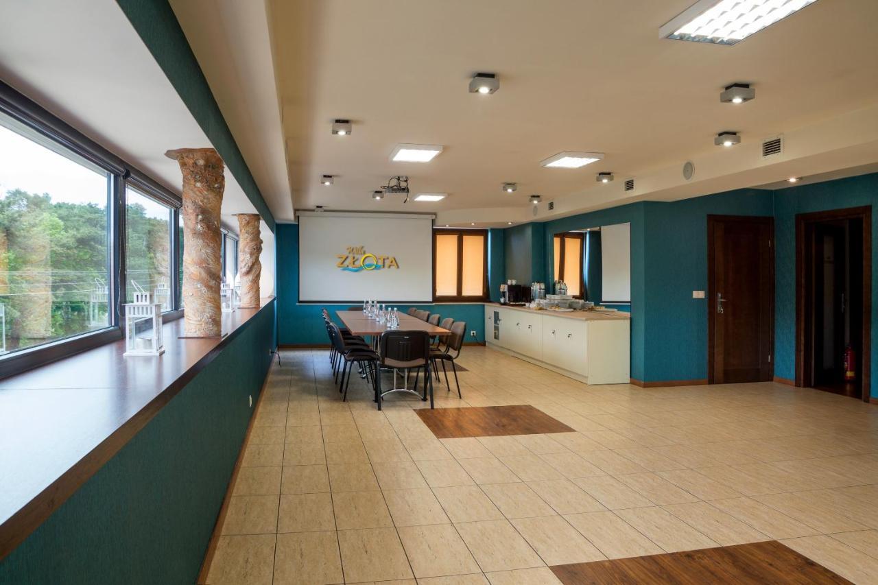 Hotel Willa Zlota Karwia Exterior foto