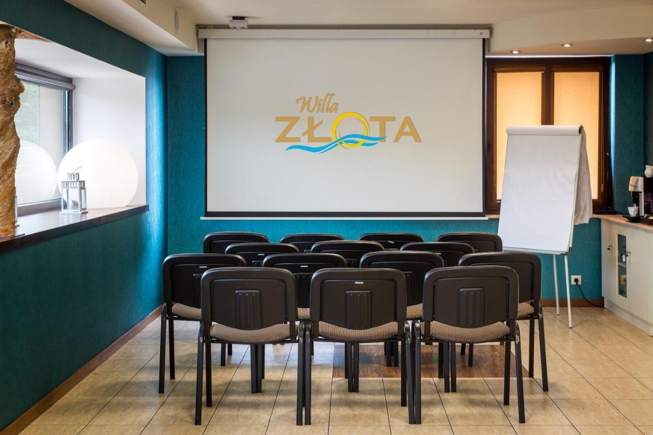 Hotel Willa Zlota Karwia Exterior foto