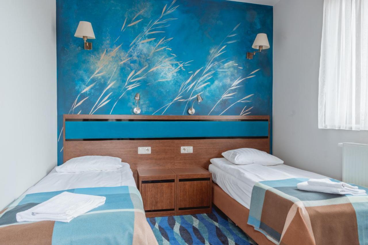 Hotel Willa Zlota Karwia Exterior foto